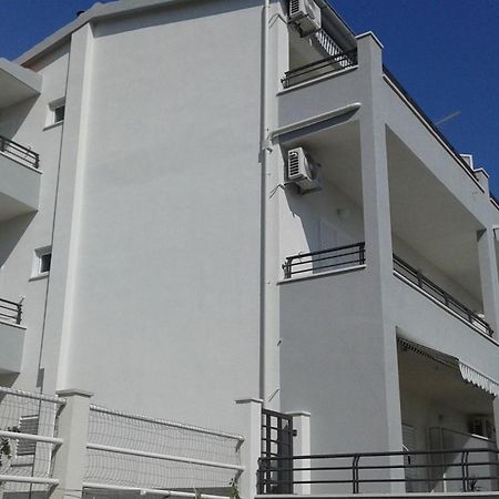 Apartments Josip Baška Voda Extérieur photo
