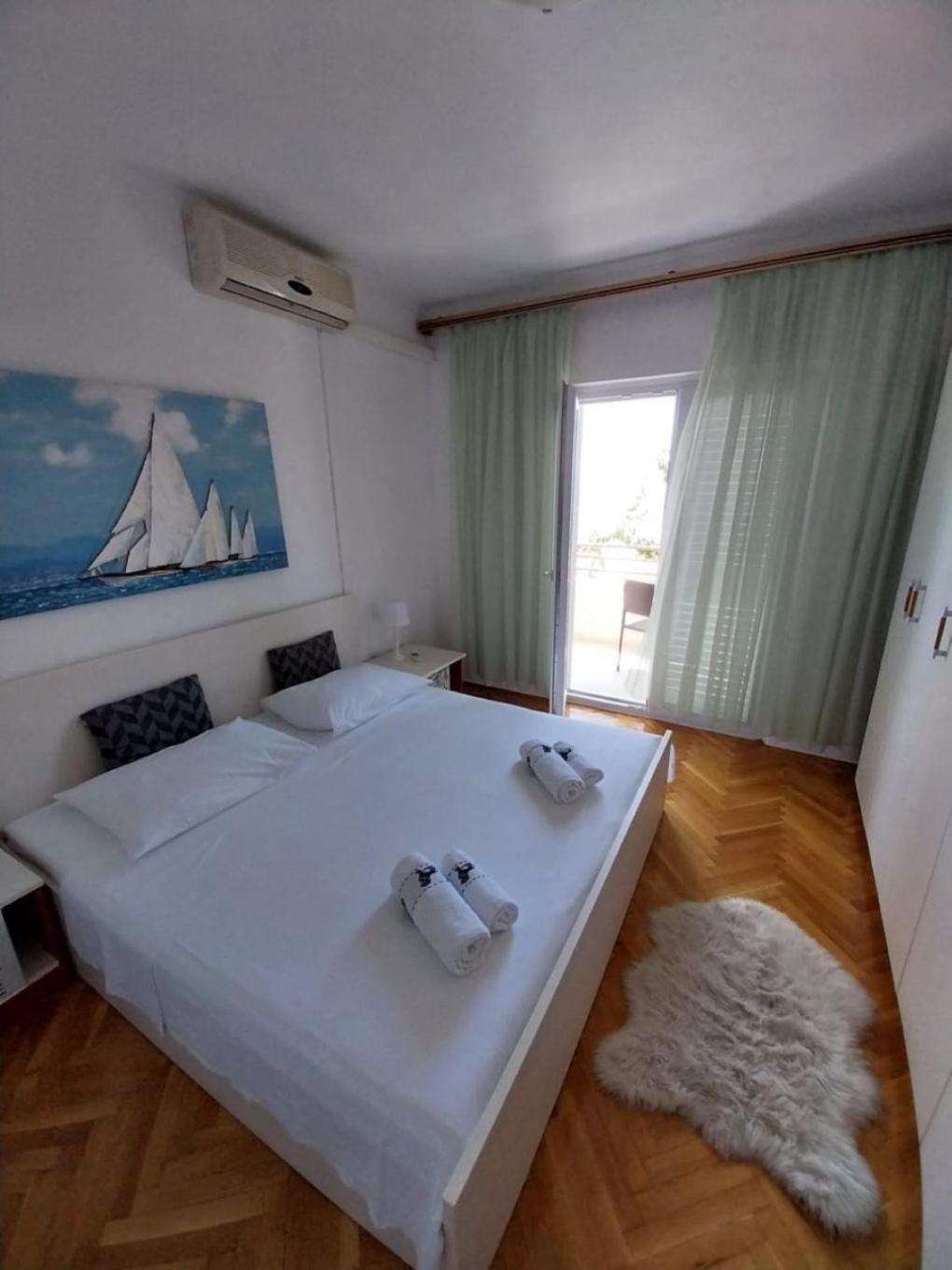 Apartments Josip Baška Voda Extérieur photo