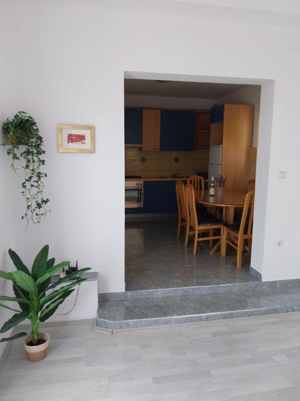 Apartments Josip Baška Voda Extérieur photo