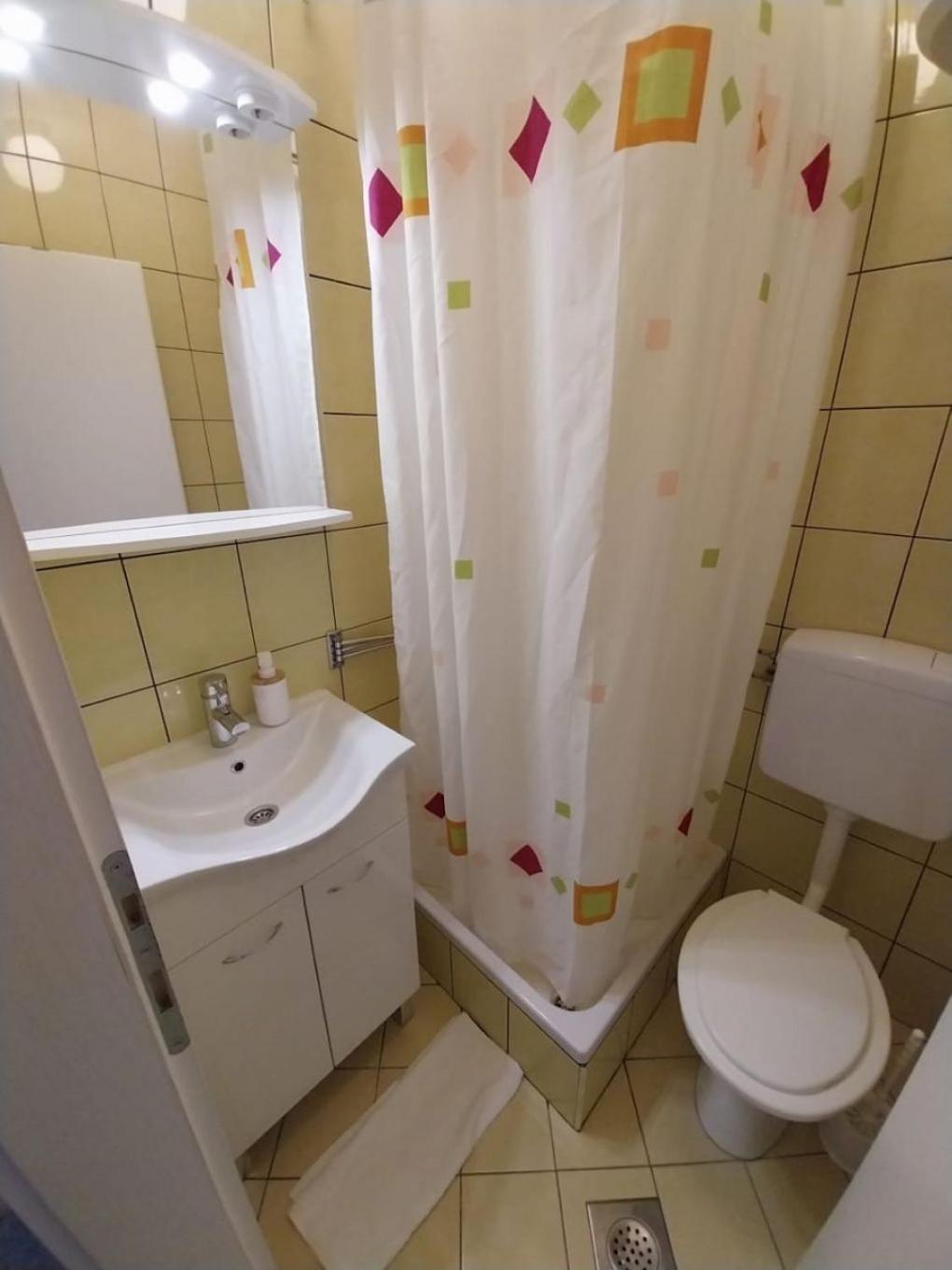 Apartments Josip Baška Voda Extérieur photo